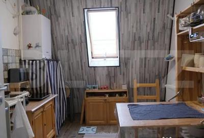 Apartament cu 3 camere decomandat în Central - 2