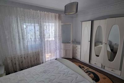 Apartament cu 2 camere semidecomandat în Traian - 1