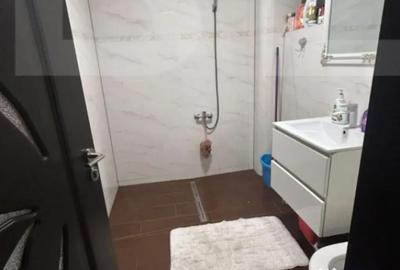 Casă cu 4 camere cu Teren 500 Mp în Central - 2