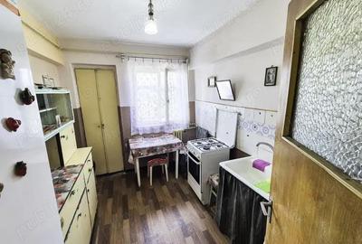 Apartament cu 4 camere decomandat în Nord - 8