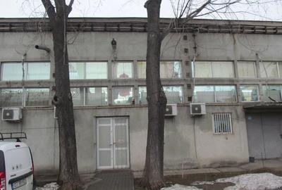 Spațiu comercial, de 600 mp, în Central - 12