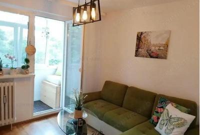 De inchiriat apartament 2 camere, cu centrala proprie, Lacul Tei