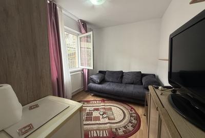 Garsonieră decomandată, mobilată în Complex Studențesc - 1