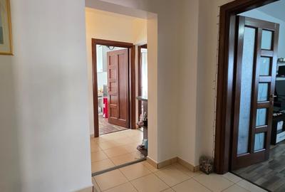 Stefan cel Mare 3 camere decomandat Mobilat - 3