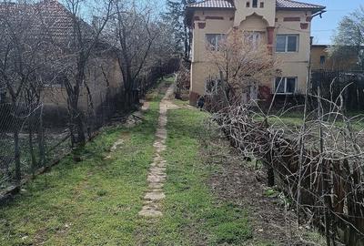 Casă cu 4 camere cu Teren 2000 Mp în Grădinile - 5