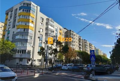 COBADIN, PETRE ISPIRESCU, PARC SEBASTIAN RENOVAT COMPLET NOU, BLOC 1986 COBADIN, PETRE ISPIRESCU, PARC SEBASTIAN RENOVAT COMPLET NOU, BLOC 1986 - 14