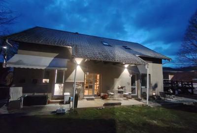 Casă cu 4 camere în Petros - 1