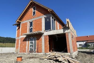 Casa unifamiliala cu teren si compartimentare eficienta - proiect deosebit - 9