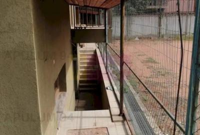 Casă cu 3 camere cu Teren 400 Mp în Ghencea - 1