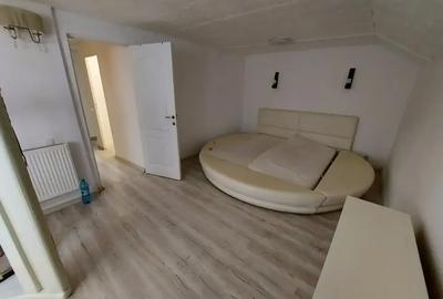 Casă cu 7 camere cu Canalizare în Armeneasca - 23