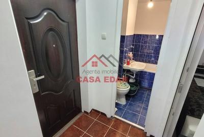 Apartament cu 2 camere decomandat în Central - 1