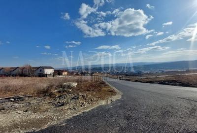 Teren Construcții intravilan de 700 mp, în Dâmbul Rotund - 1
