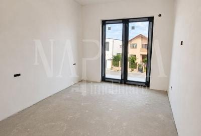 Casă individuală cu 4 camere cu Canalizare în Central - 7
