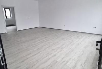 Casă cu 3 camere cu Teren 280 Mp în Central - 7