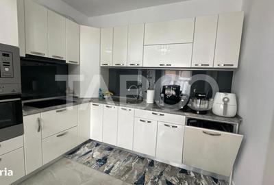 Casă cu 4 camere cu Teren 250 Mp în Central - 19