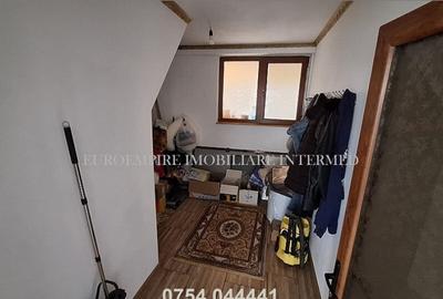 Vila+casa de vanzare in Constanta, zona Km 5 - 14