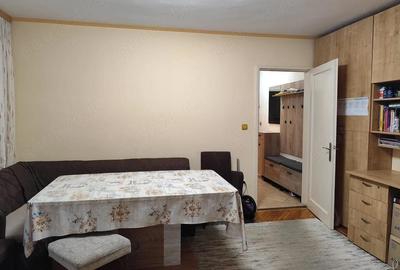 Apartament cu 3 camere semidecomandat în Astra - 2