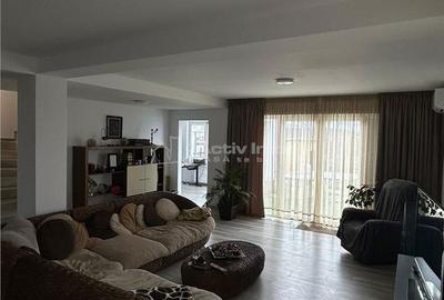 Casă cu 5 camere cu Teren 500 Mp în Crevedia - 3