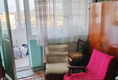 Apartament cu 3 camere nedecomandat în 1848 - 2