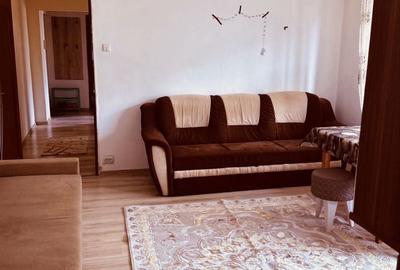 Apartament cu 3 camere decomandat în Exterior Vest - 2