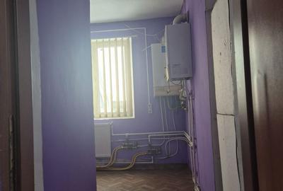 Spațiu comercial, de 600 mp, în Central - 3