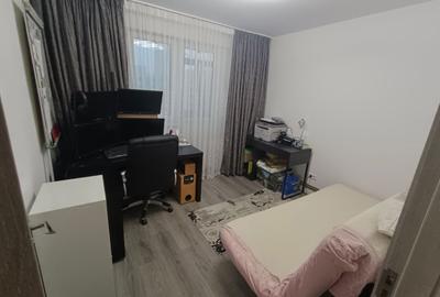 Apartament cu 3 camere decomandat în Colentina - 5