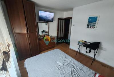 Zona Mioritei , 3 camere decomandate , 82500 Euro - 3