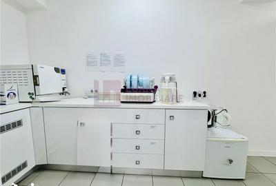 Spațiu comercial, de 40 mp, în Central