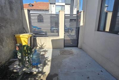 Casă cu 2 camere cu Teren 134 Mp în Central - 2