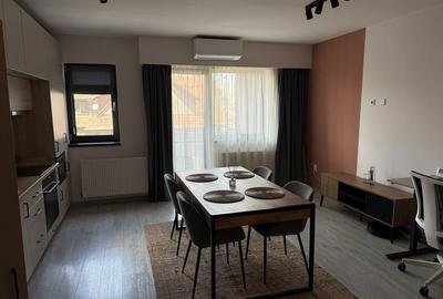 Apartament cu 2 camere decomandat în Semicentral - 1