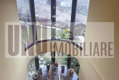 Casă cu 6 camere cu Teren 825 Mp în Bucium - 2