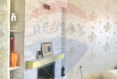 Casa / Vila cu 8 camere de vanzare in zona Nord-Est - 2