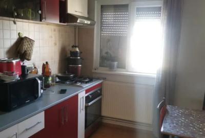 Apartament cu 2 camere semidecomandat în Rovine - 4