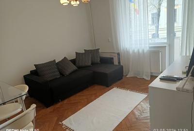 Apartament cu 3 camere semidecomandat, mobilat în Medicină - 9