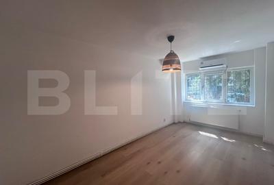 Apartament cu 2 camere, decomandat, centrala si AC, parter, cartier 1 Mai - 4