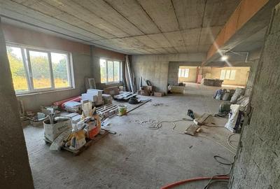 Spațiu comercial, de 277 mp, în Ultracentral - 4