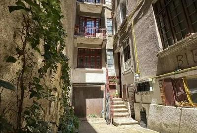 Apartament cu 3 camere semidecomandat în Central - 9