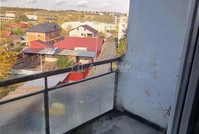 Garsonieră decomandată în Central - 2