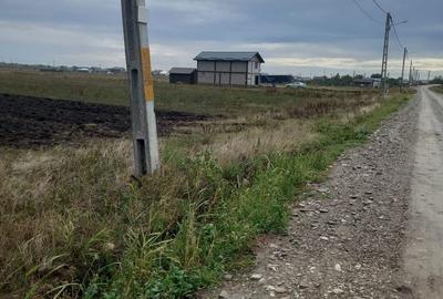 Teren de 7500 mp, în Mărăcineni - 2