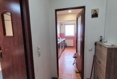 Garsonieră decomandată, mobilată în Vitan - 5