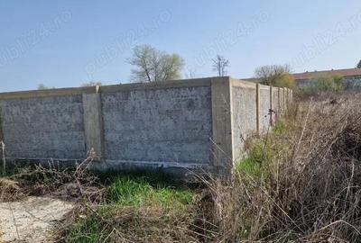 Teren de 700 mp, în Central - 2