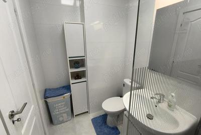 Garsonieră decomandată în Central