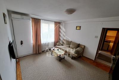 Apartament cu 2 camere decomandat în Cetății