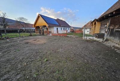 Casă cu Teren 3500 Mp în Zălan - 2