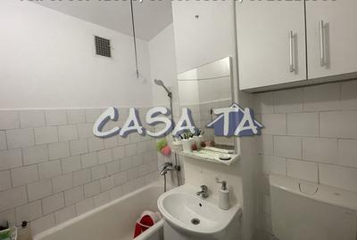 Apartament 2 Camere, Etaj 8/10 (lift nou), Strada Aleea Plopilor - 11