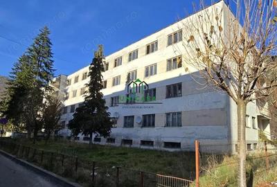 Bloc de apartamente - Brezoi - 2