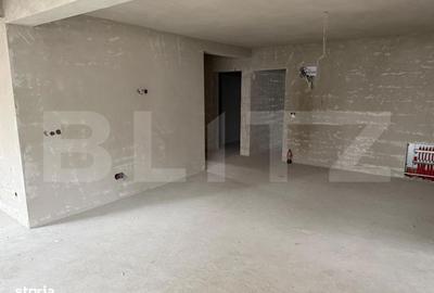 Casă cu 4 camere cu Teren 800 Mp în Central - 2