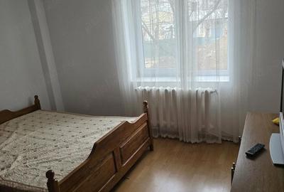 Apartament cu 3 camere decomandat în Fălticeni - 1
