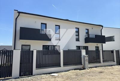 Casa duplex 4 camere cu pivnita si teren 300 mp - Calea Cisnadiei