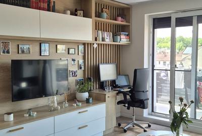 Apartament cu 2 camere semidecomandat în Central - 1